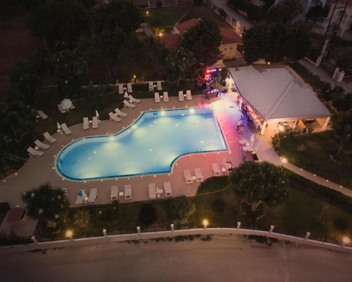Erofili 3*