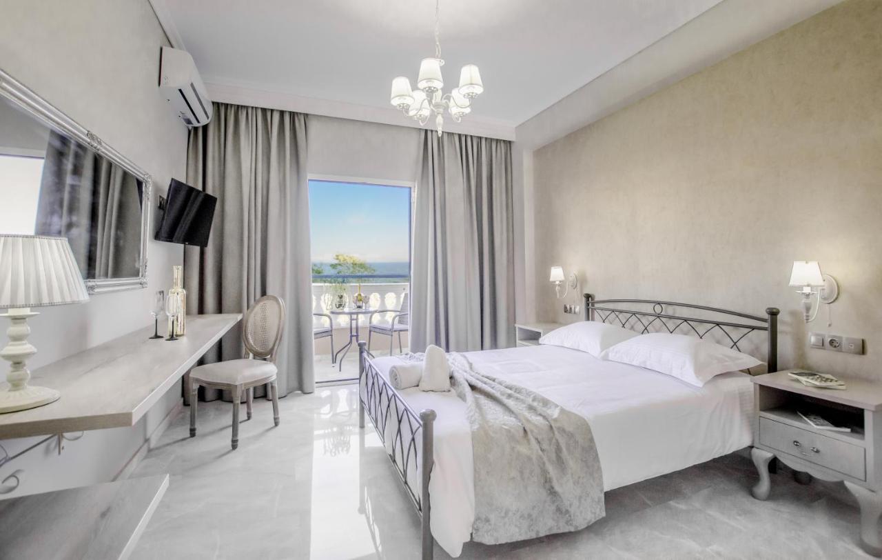 Erofili 3*