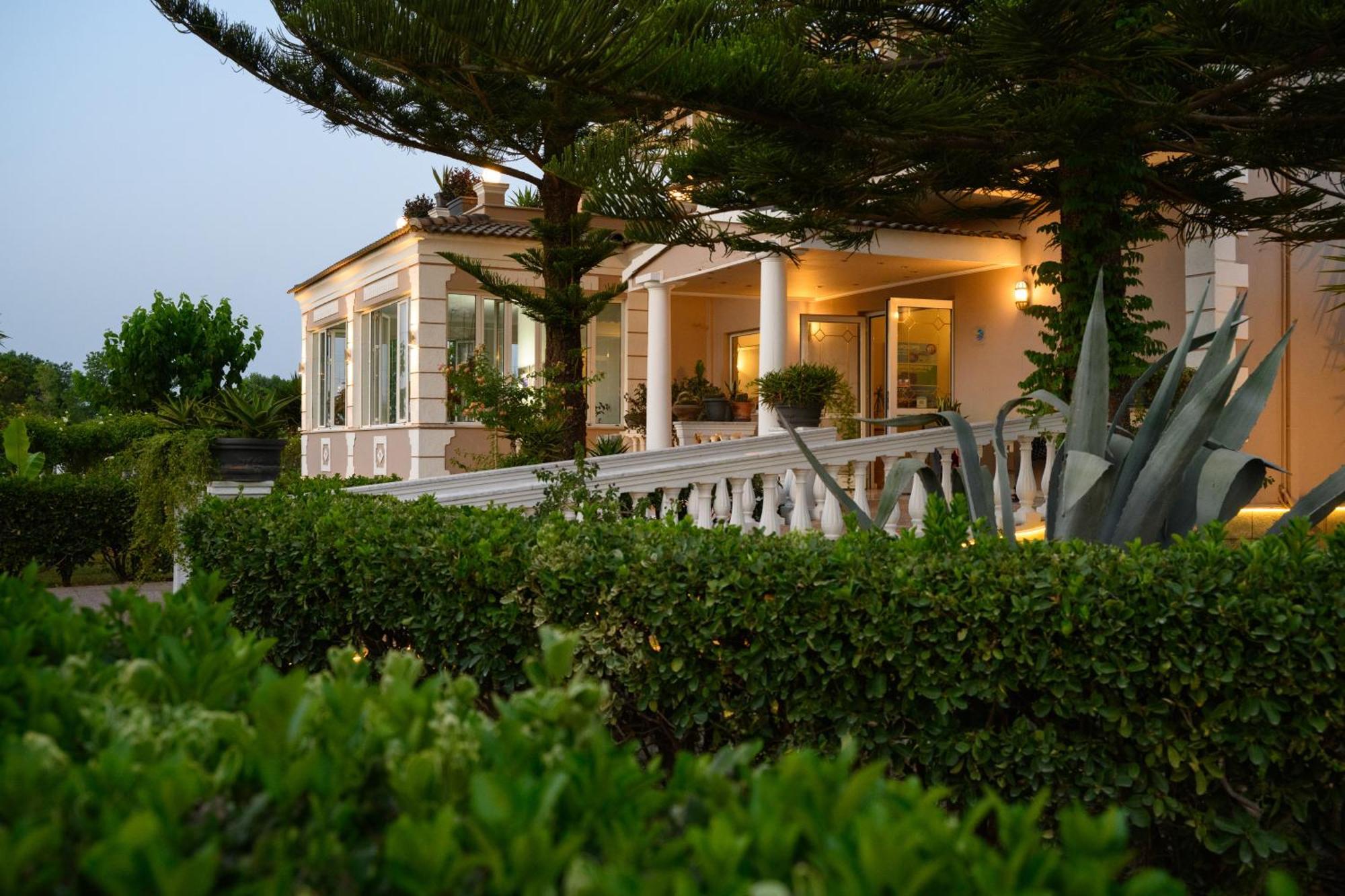Hotel Erofili 3*